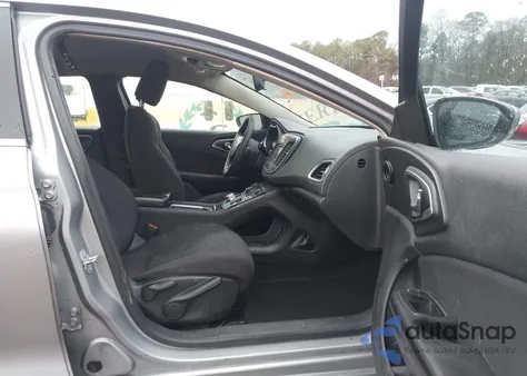 2015 Chrysler 200 Limited из США, поврежденный, VIN 1C3CCCAB4FN622168